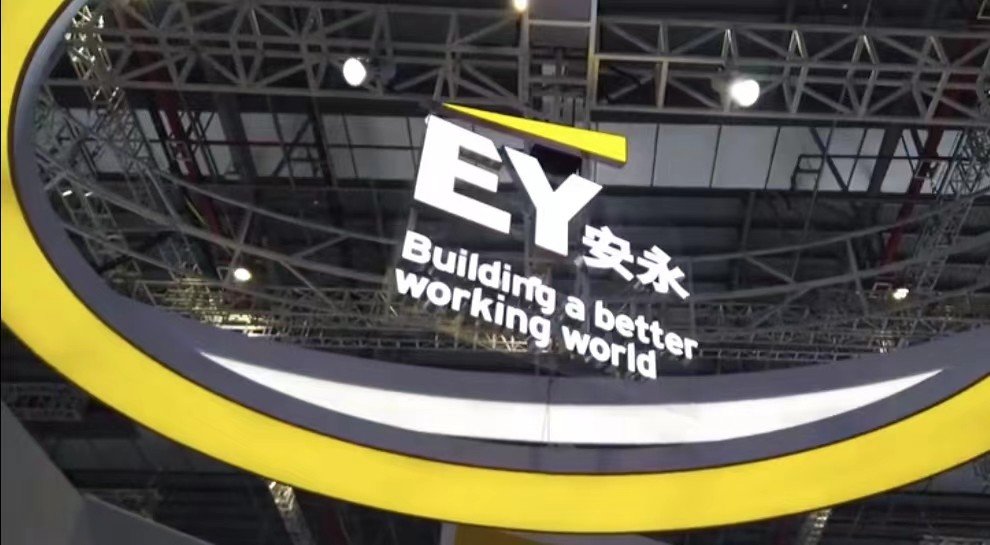 探索元宇宙社交：构建未来数字互动的新模式