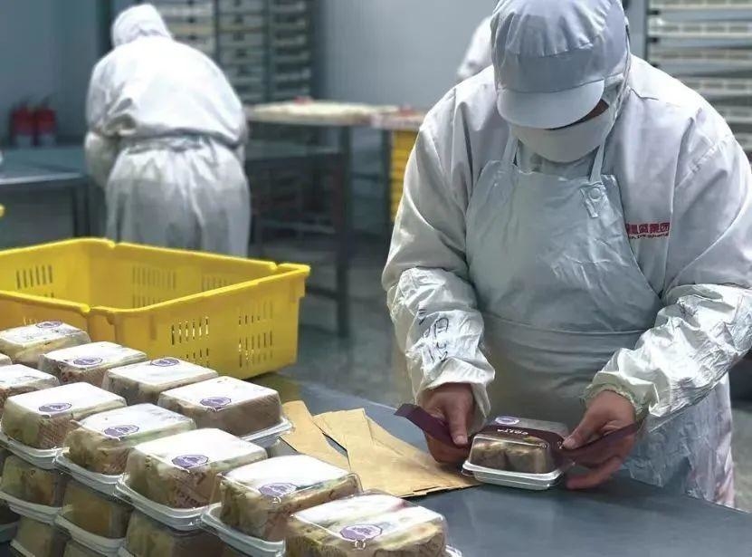 预制菜产业崛起：舌尖上的便捷美食如何改变餐饮业格局